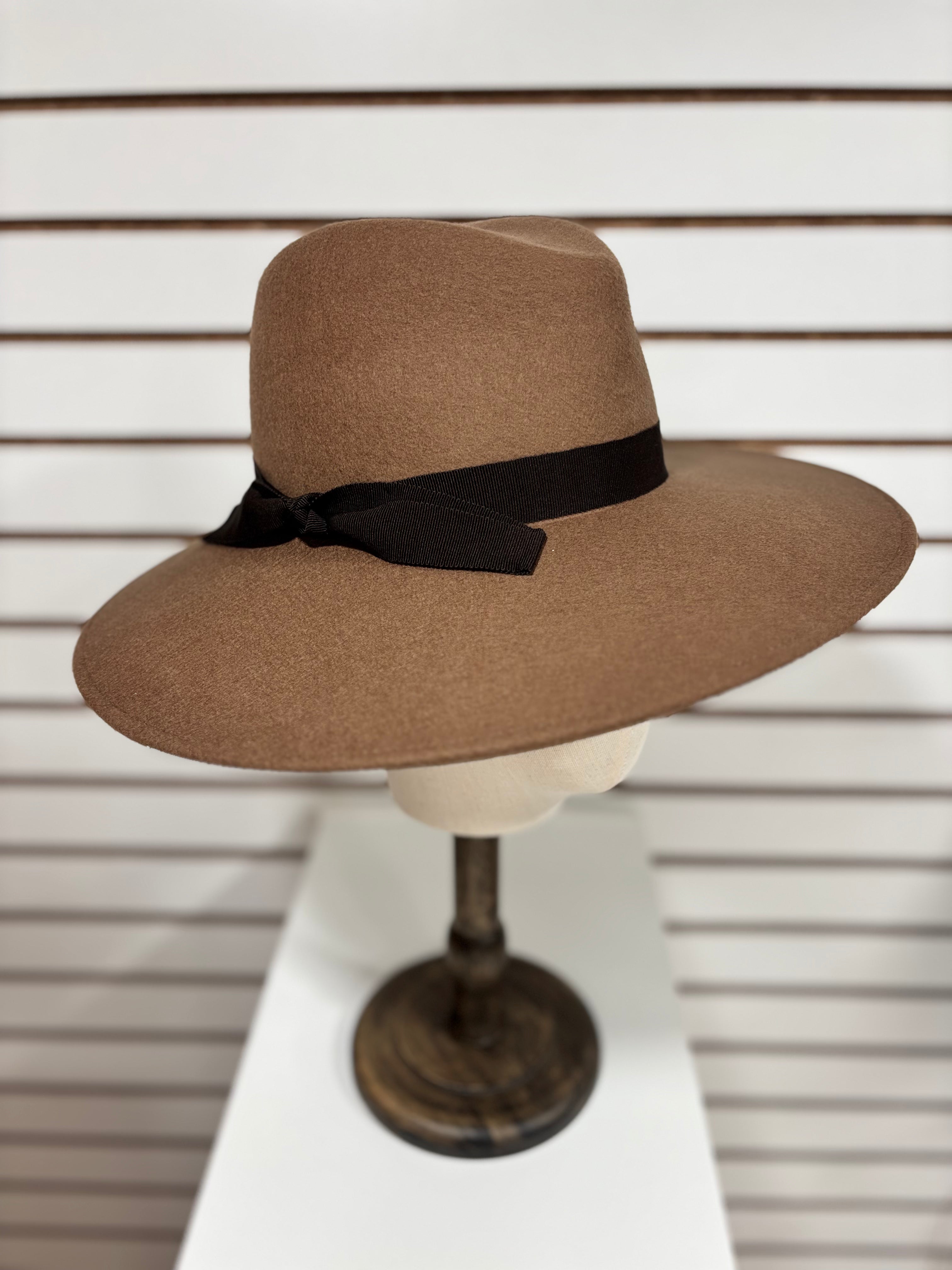 Women's Winter Hat - 1124