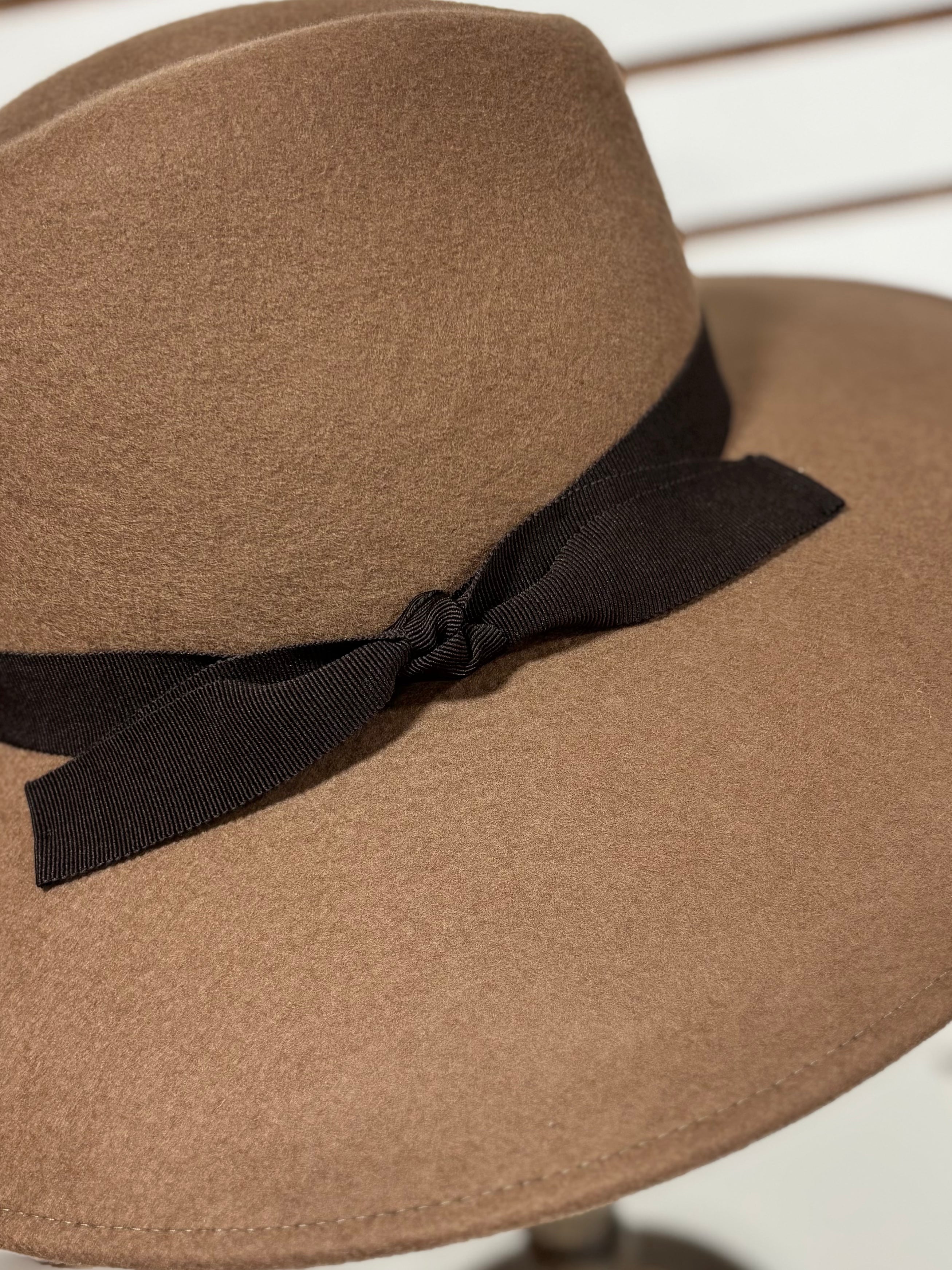 Women's Winter Hat - 1124