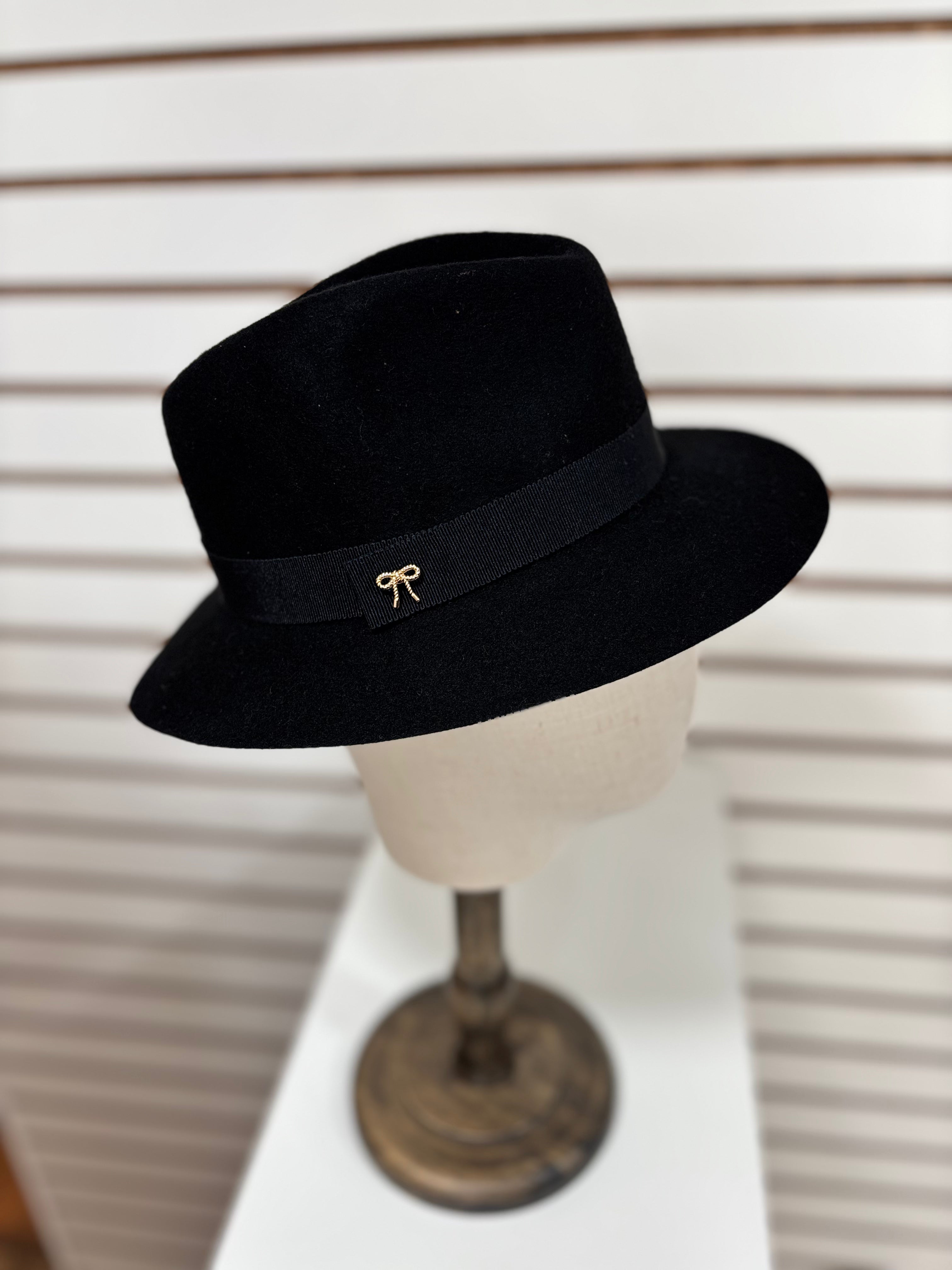 Girl's Winter Hat - 16720