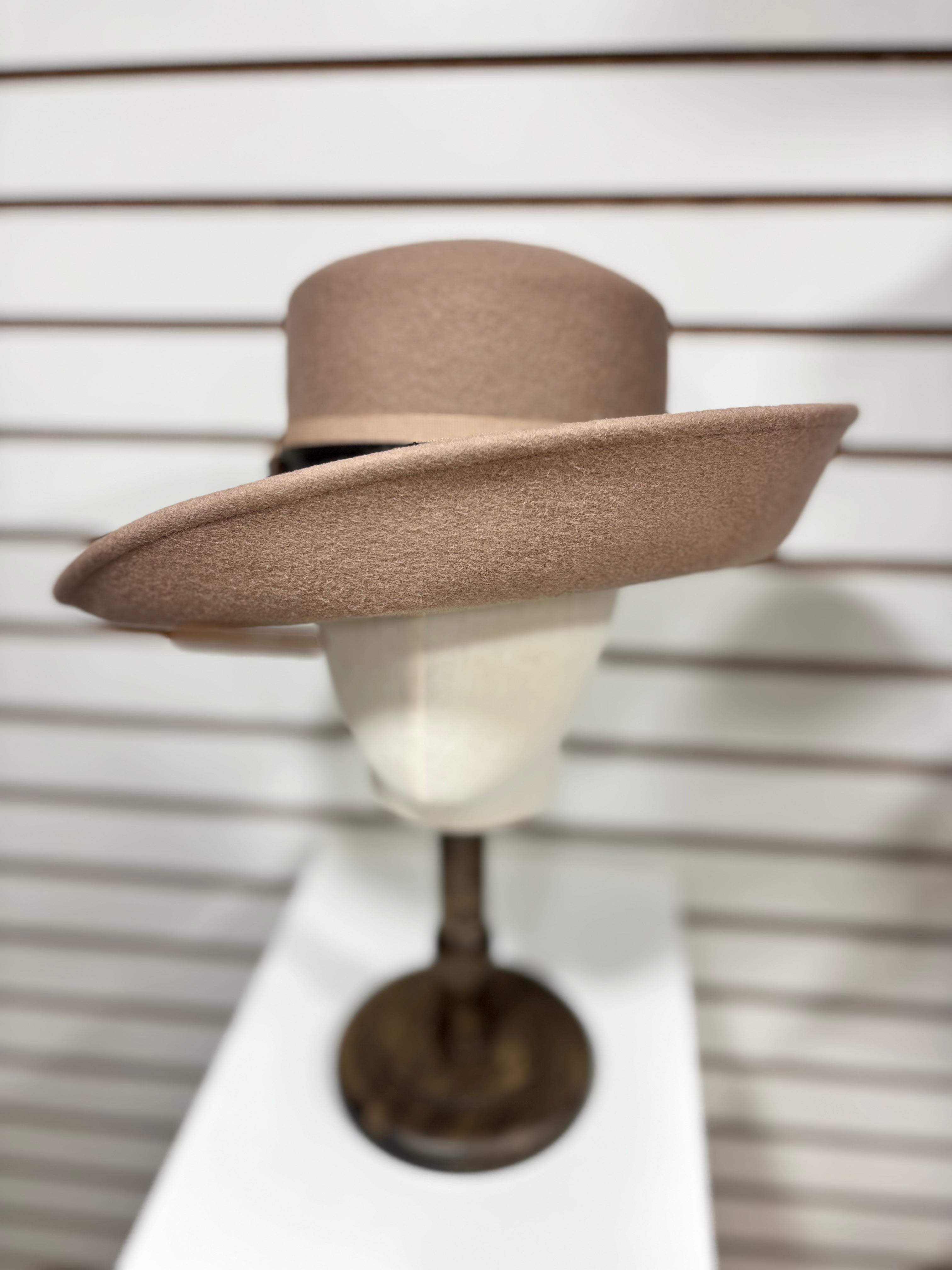Women's Winter Hat - 16722
