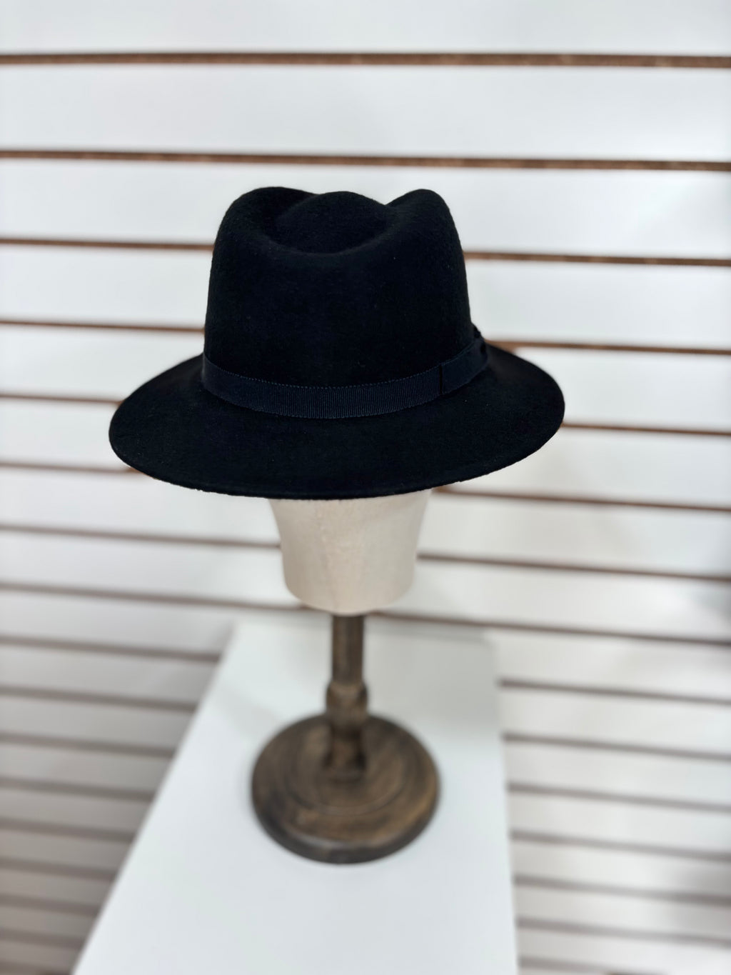 Girl's Winter Hat - 16725