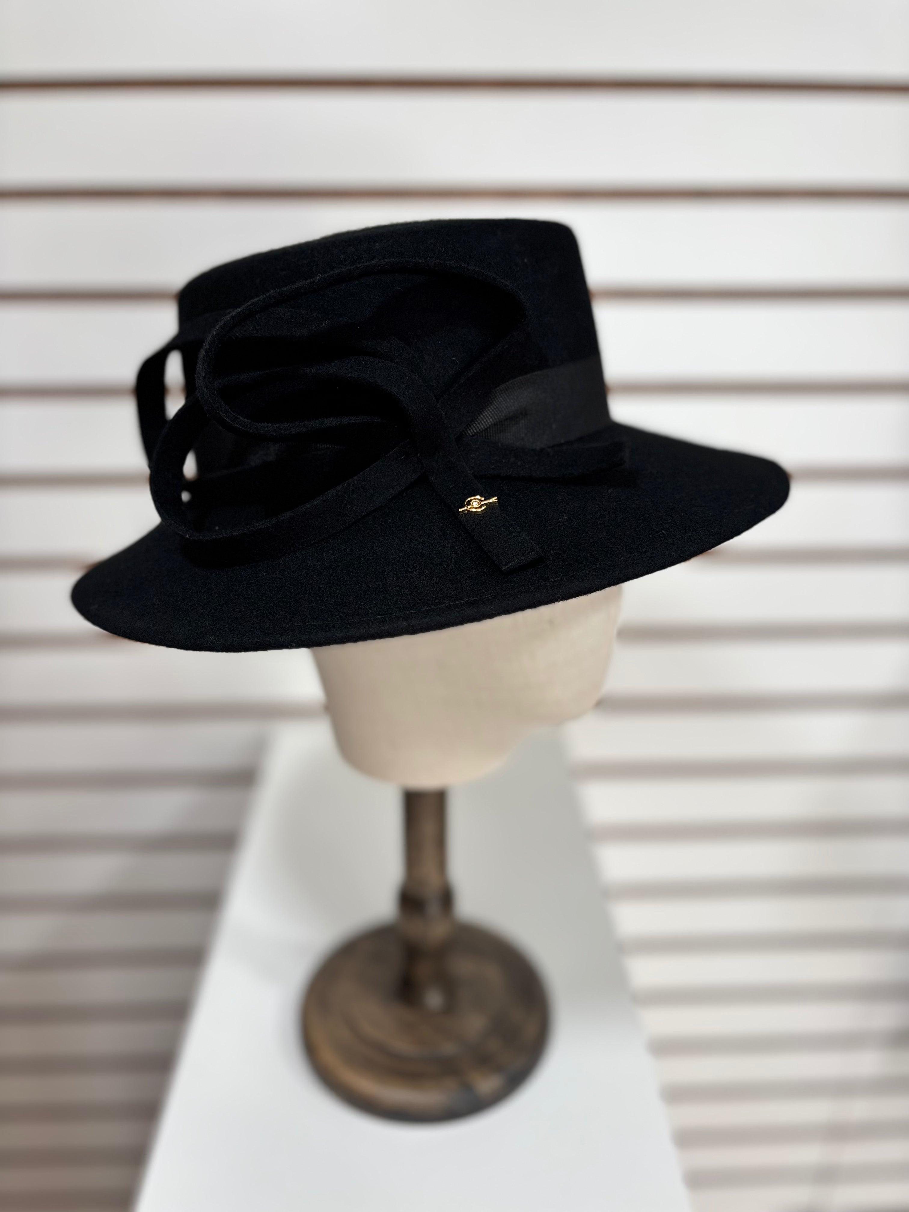 Women's Winter Hat - 25095