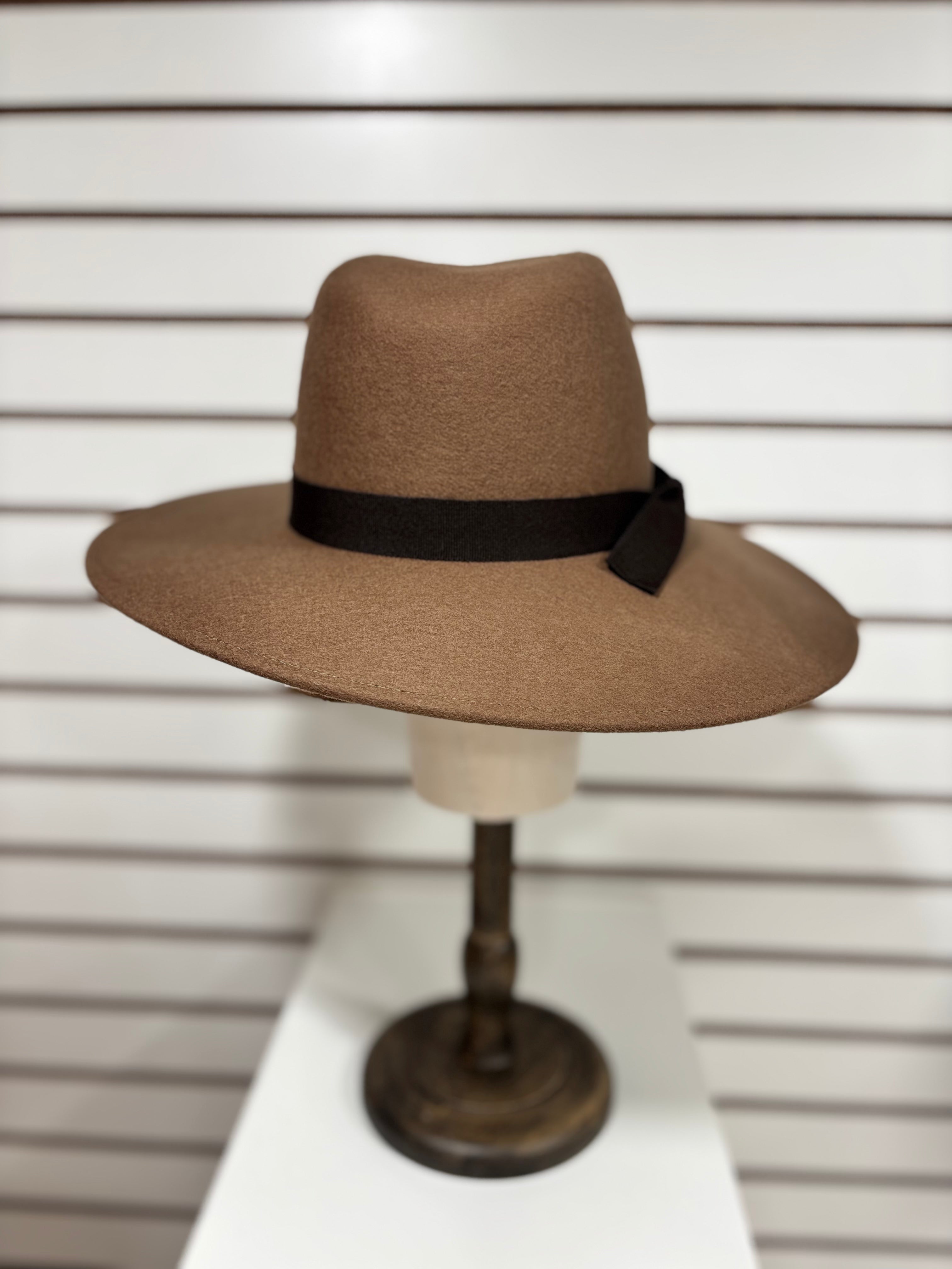 Women's Winter Hat - 1124