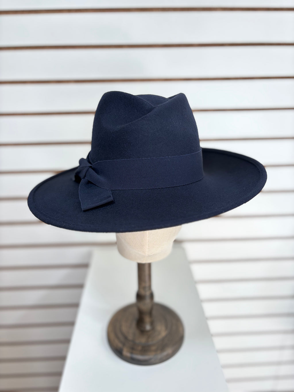 Women's Winter Hat - 1274