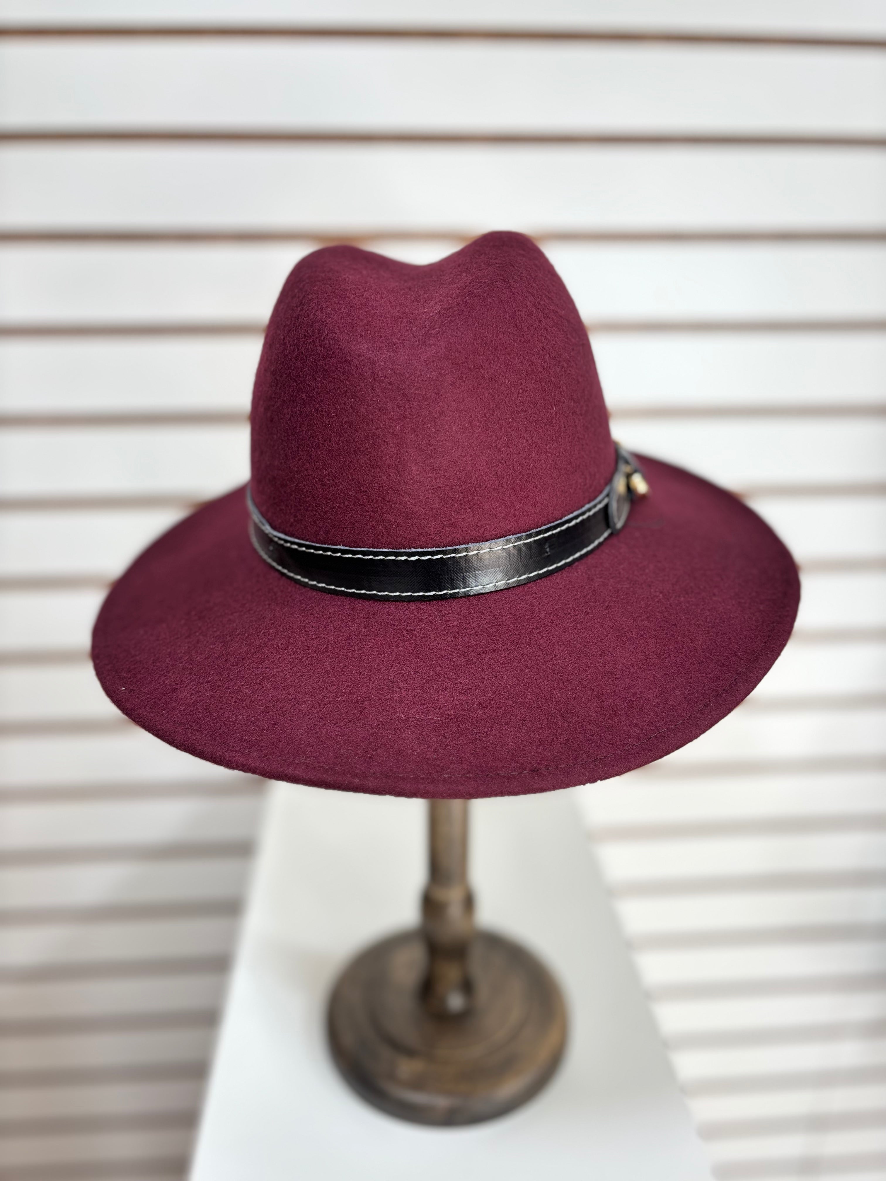 Women's Winter Hat - 16733