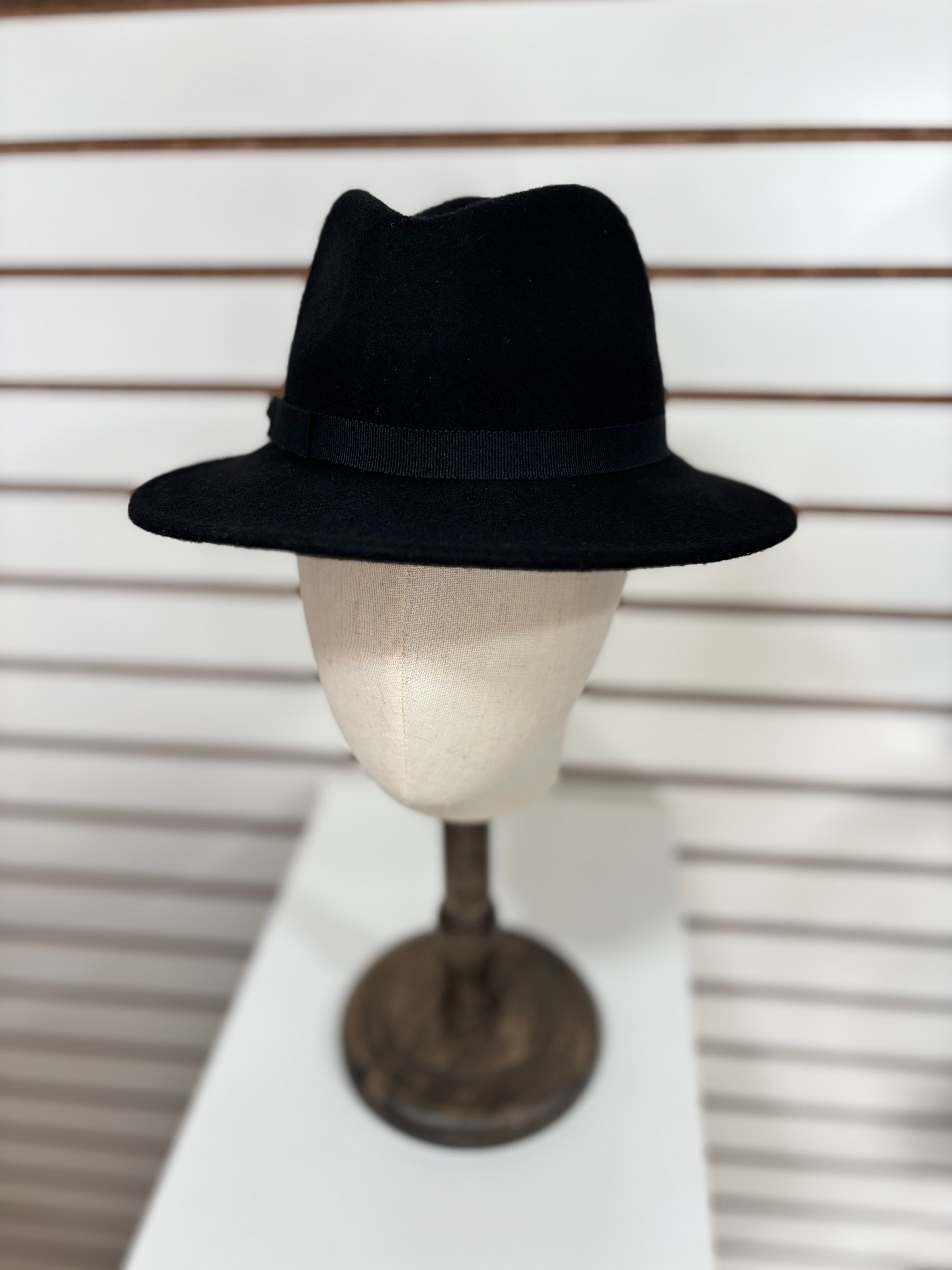 Girl's Winter Hat - 16725