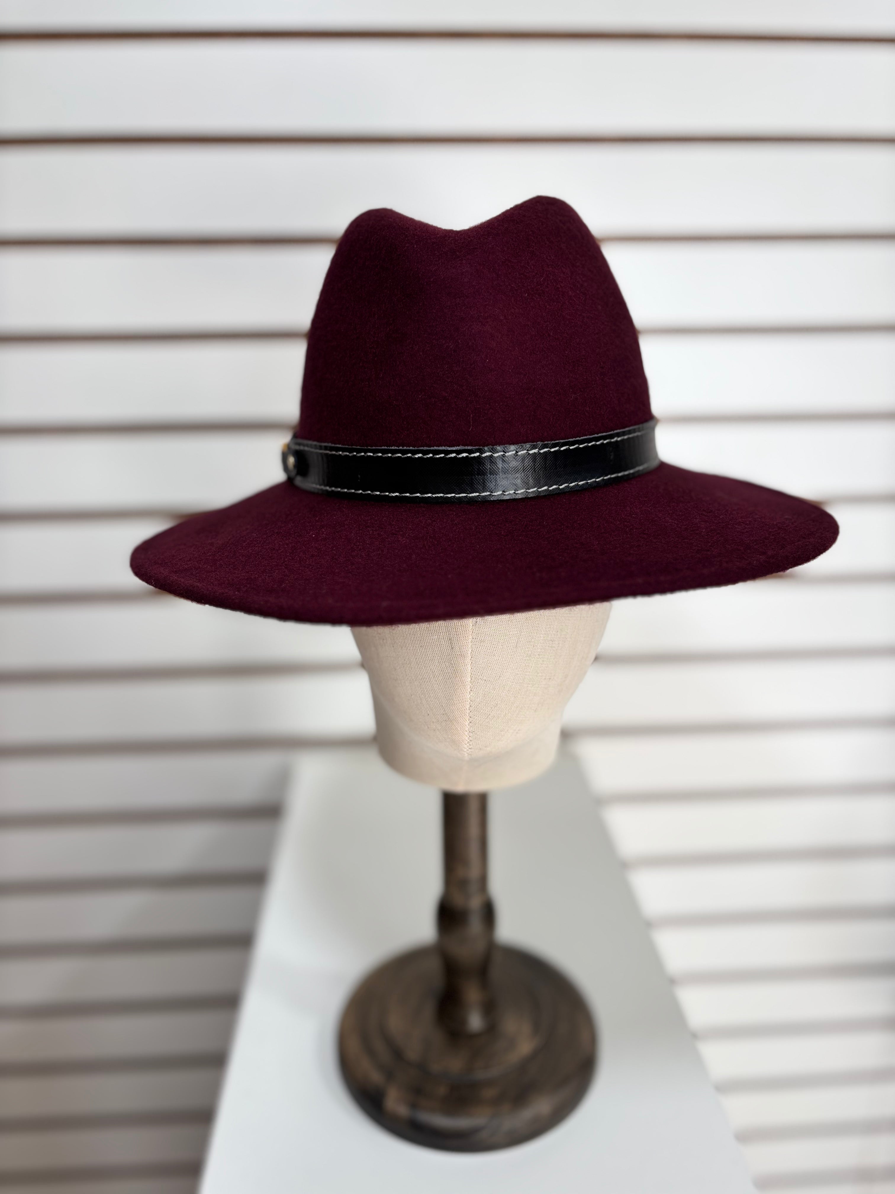 Women's Winter Hat - 16733