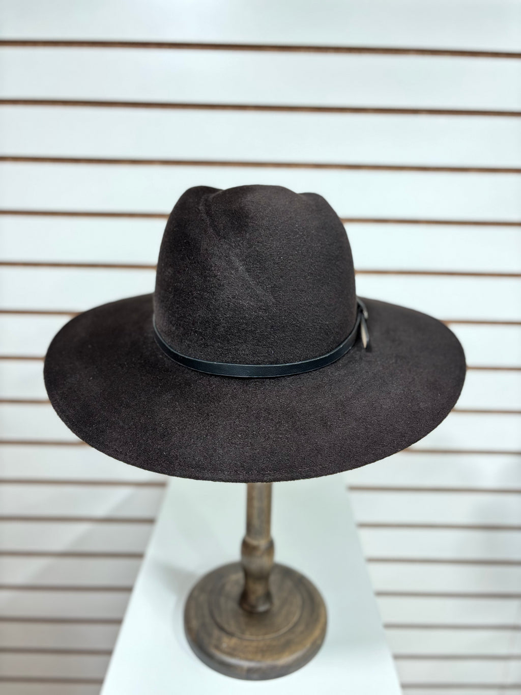 Women's Winter Hat - 9566