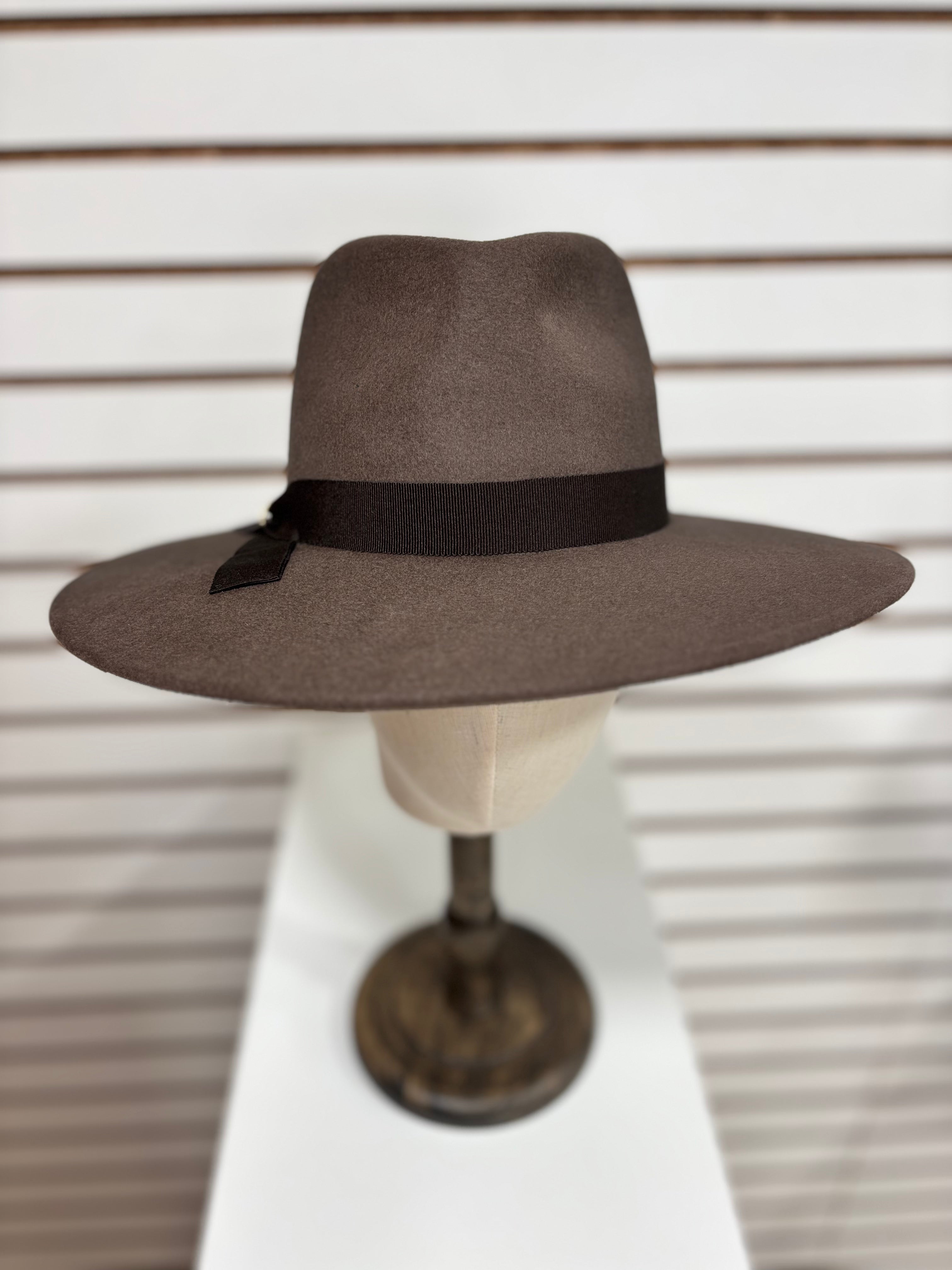 Women's Winter Hat - 9100