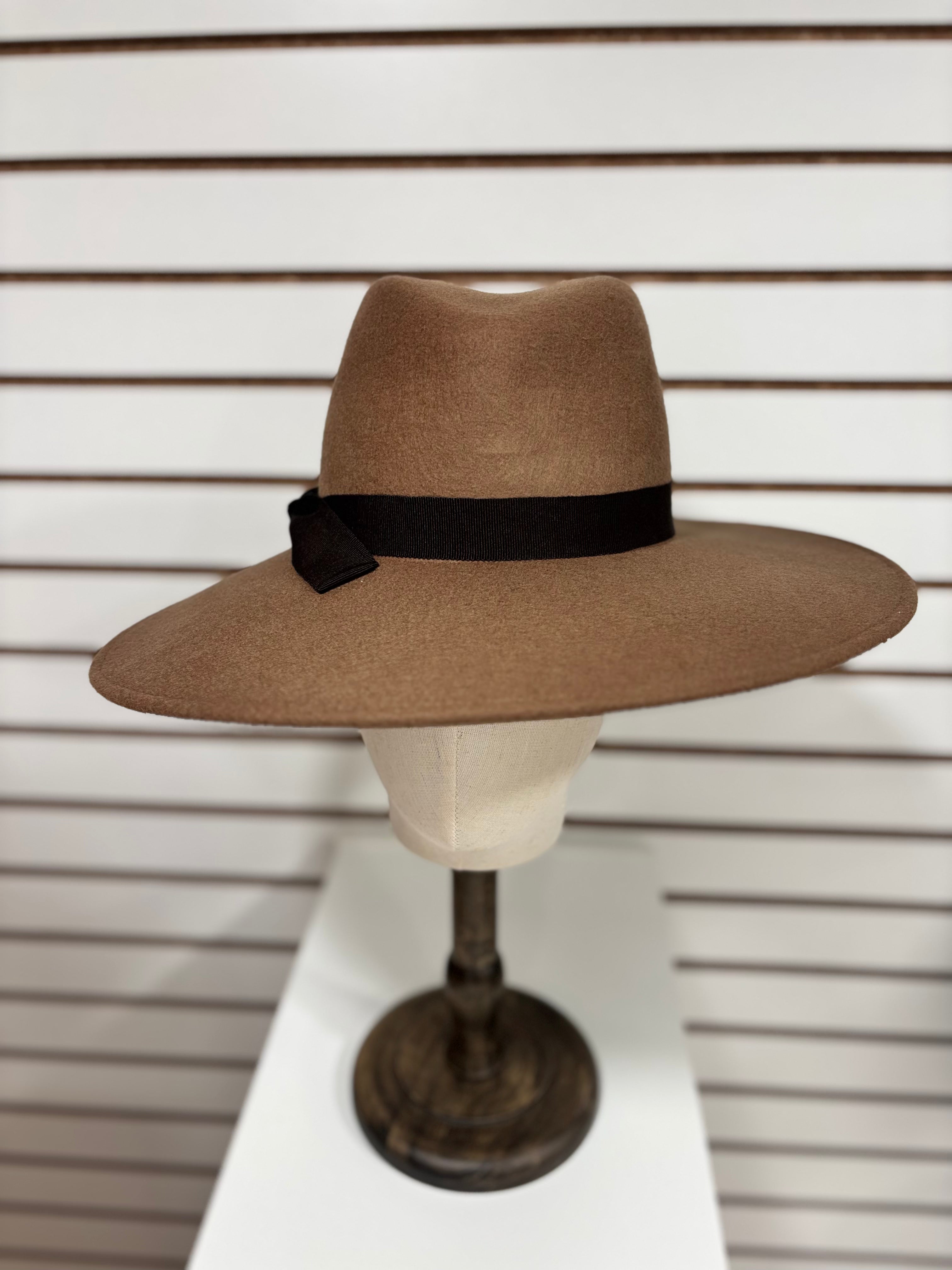 Women's Winter Hat - 1124