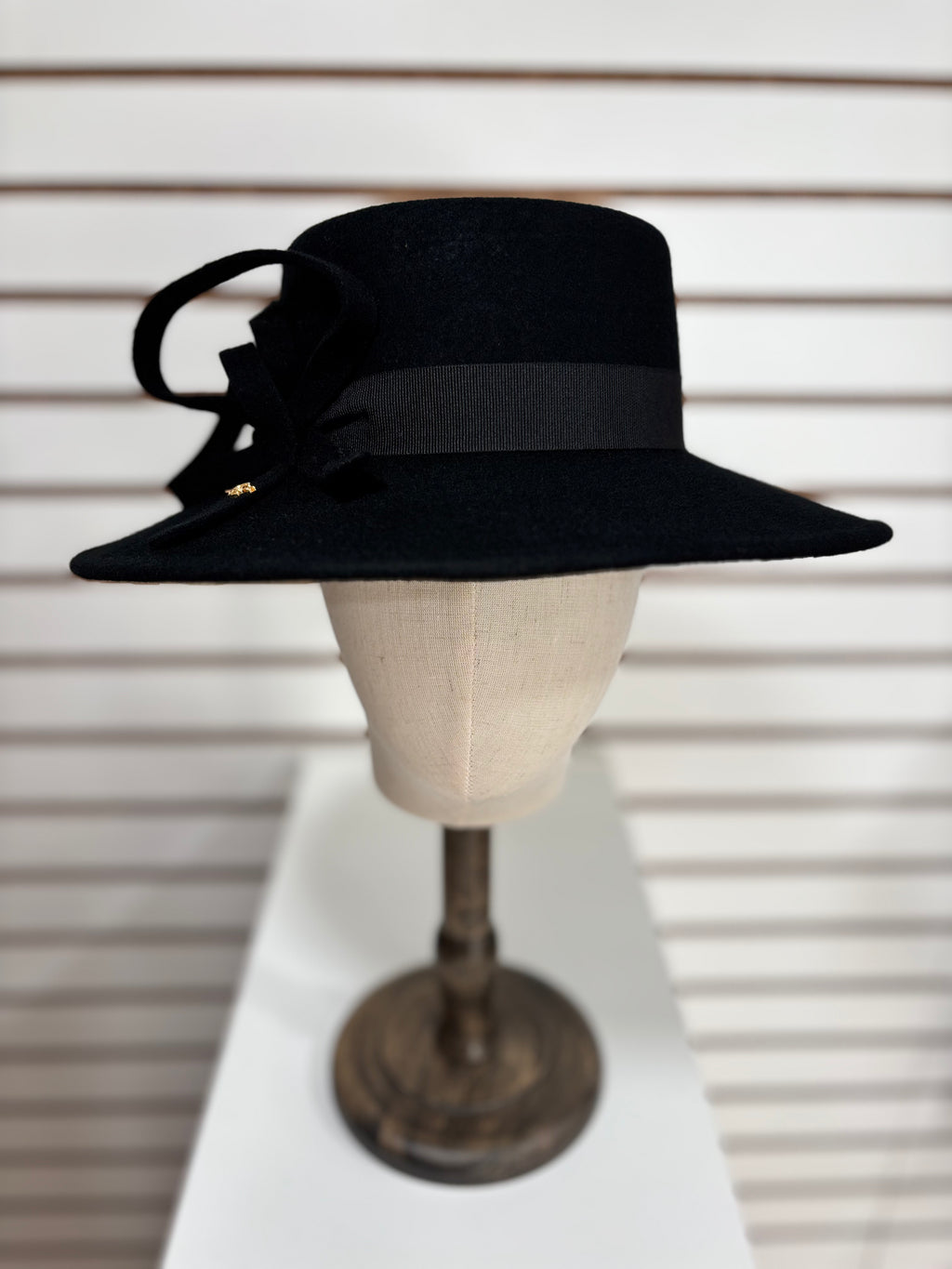 Women's Winter Hat - 25095