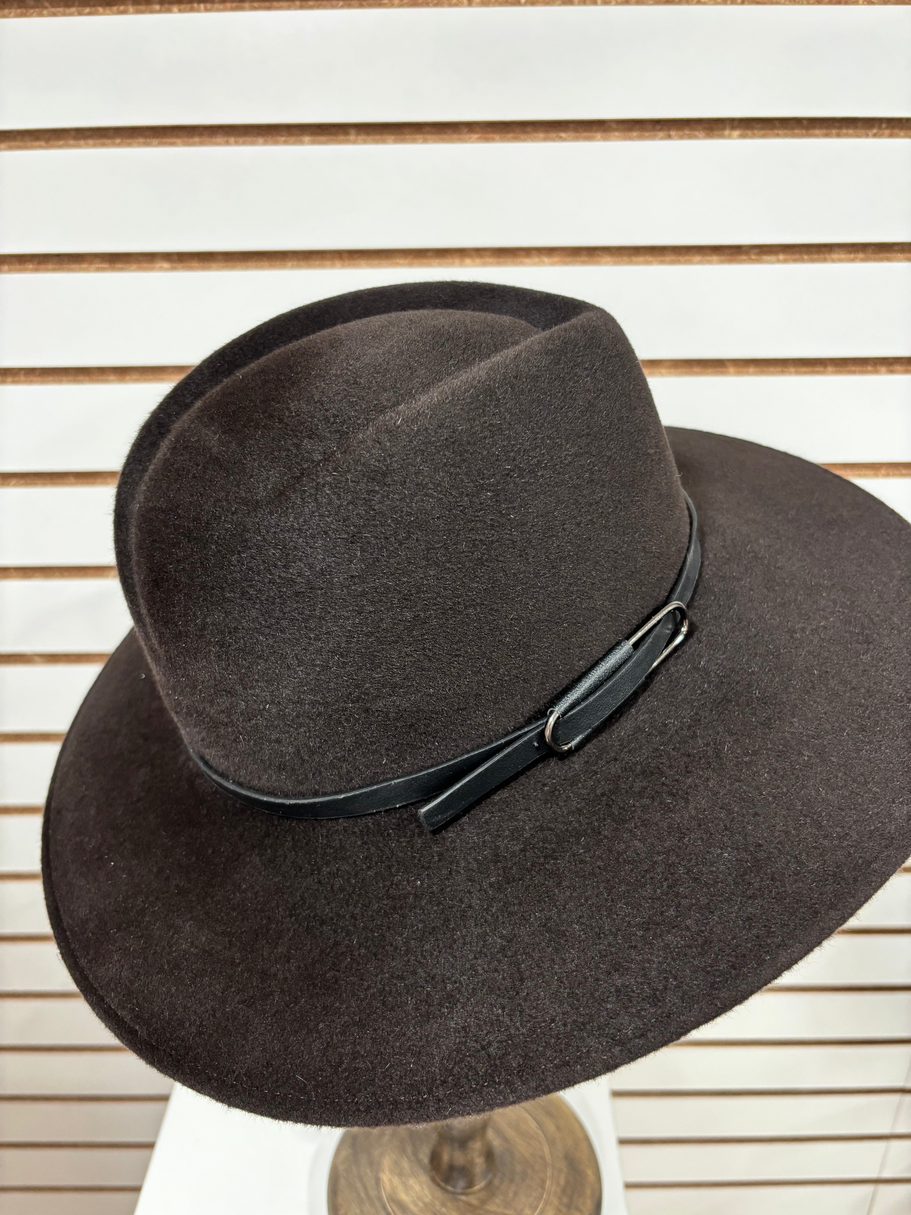 Women's Winter Hat - 9566
